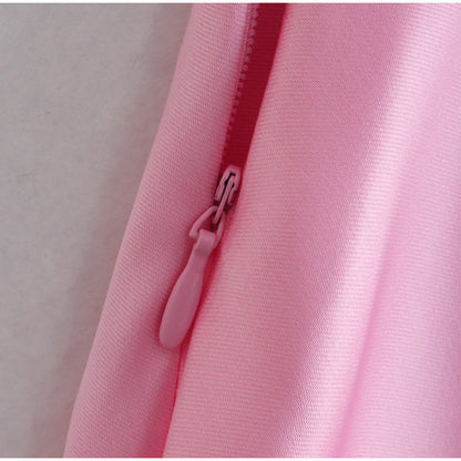 Robe Longue Satinée Rose – Élégance Sensuelle pour Femmes Audacieuses